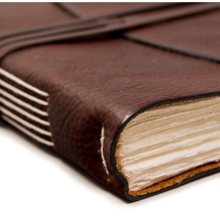 Leather journal with "Amalfi" paper buy on Officina della Pelle