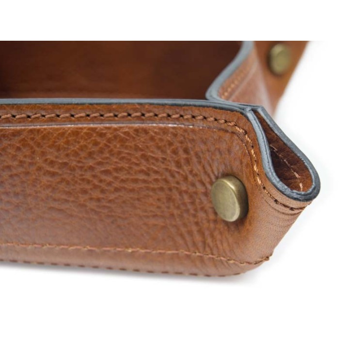 Leder-Valet-Tablett auf Officina della Pelle