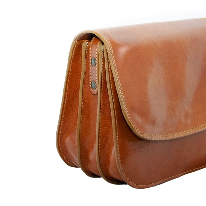 Borsa in pelle mod. "FIRENZE" su Officina della Pelle