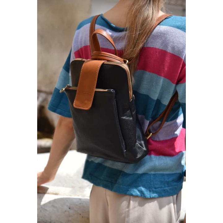 Zaino / Borsa in pelle Iside. Made in Italy. Fatta mano. Vendita online.
